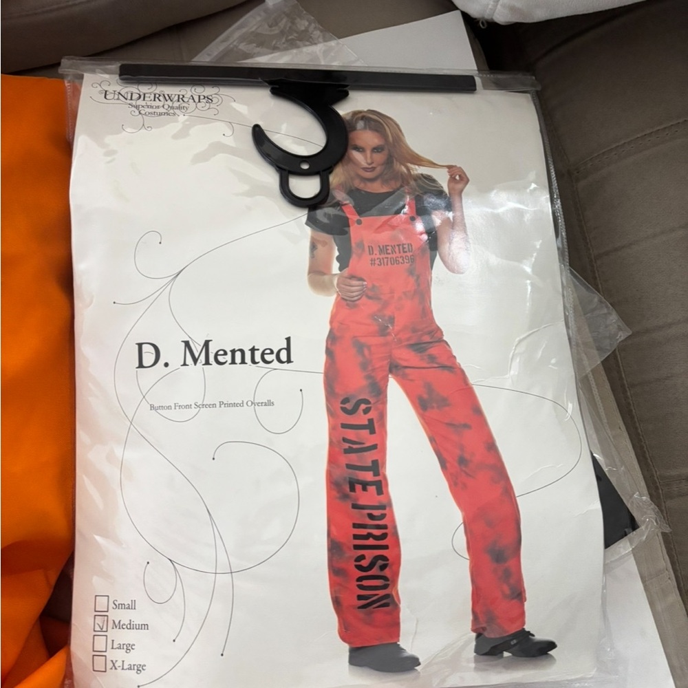 Women’s prisoner costume